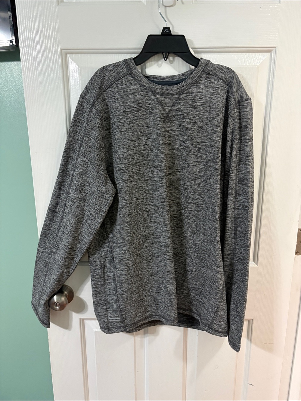 Men’s sweatshirt